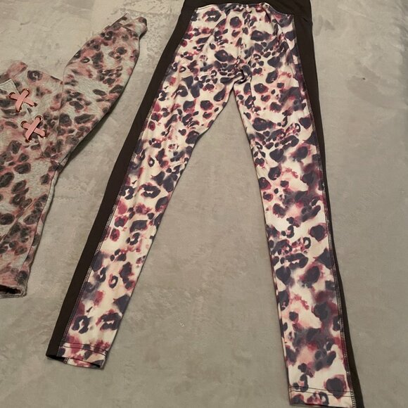 Justice (mall days) size 10 set including stretch pants & matching sweatshirt. - Picture 7 of 13